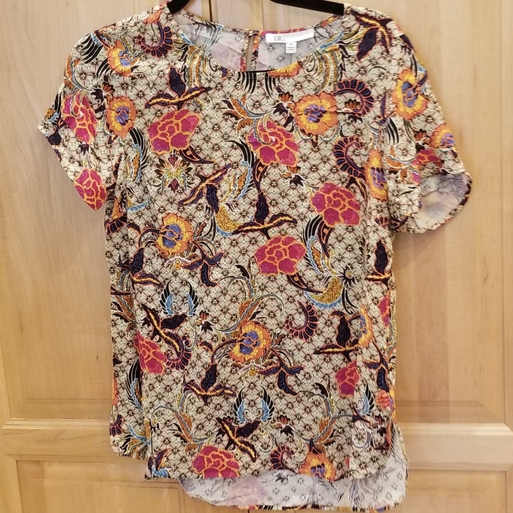 DR2 Short Sleeve Pinch Rayon Blouse Floral NWT